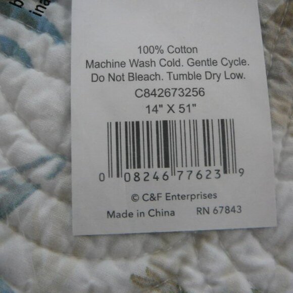 C&F Home Cerulean Shores Cotton Quilted Table Runner Coastal Seashells-14"x51" - Picture 4 of 4